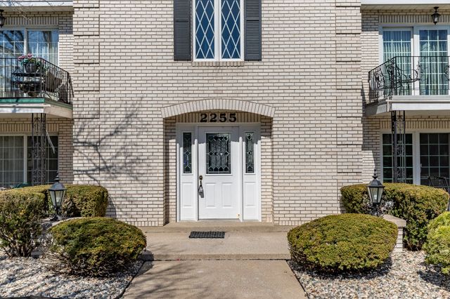 2255 Bordeaux Walk B1, Highland, IN 46322