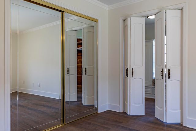 2255 Bordeaux Walk B1, Highland, IN 46322