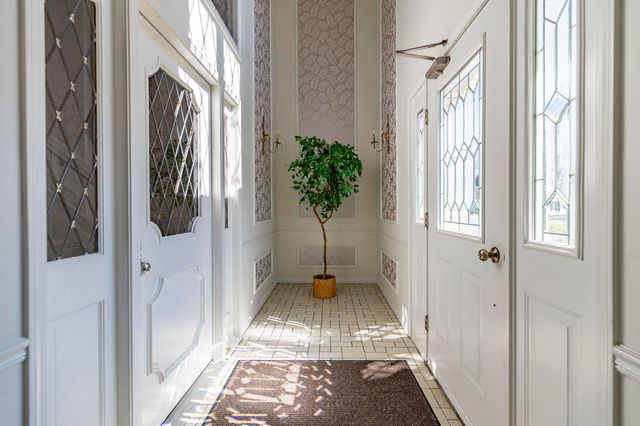 2255 Bordeaux Walk B1, Highland, IN 46322