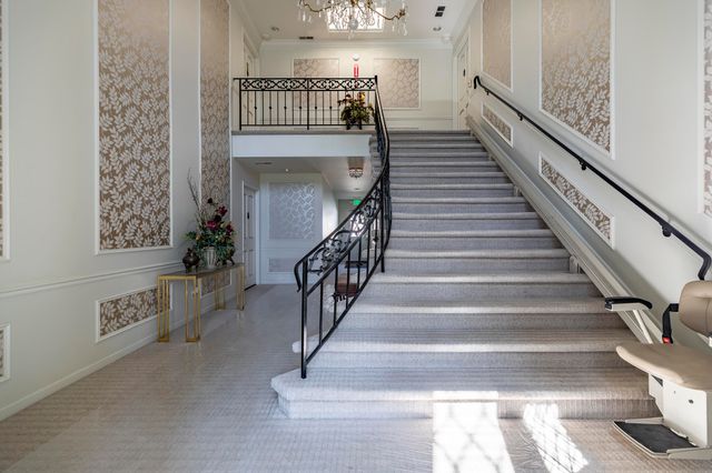 2255 Bordeaux Walk B1, Highland, IN 46322