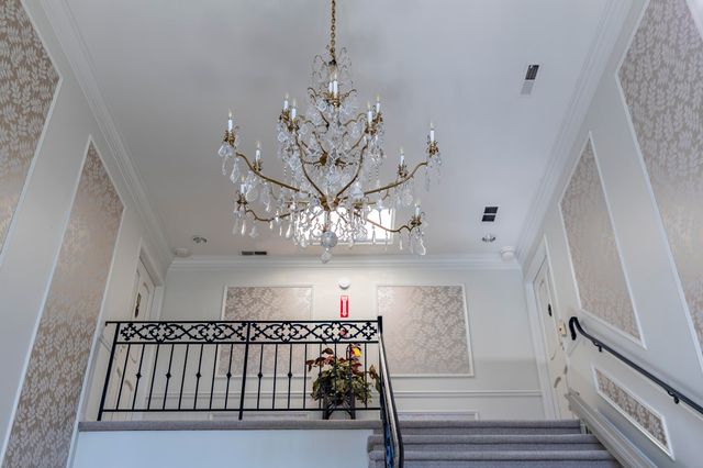 2255 Bordeaux Walk B1, Highland, IN 46322