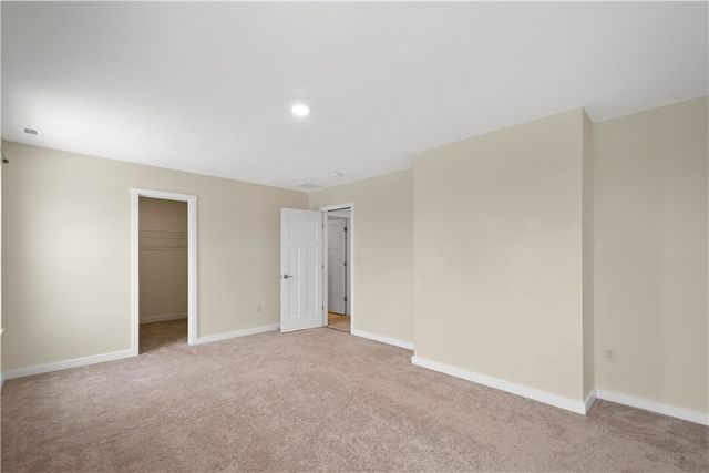 111 Foxhound Dr, Jefferson Hills, PA 15236