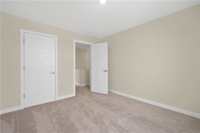 111 Foxhound Dr, Jefferson Hills, PA 15236