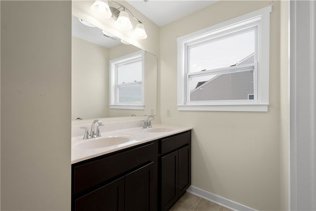 111 Foxhound Dr, Jefferson Hills, PA 15236