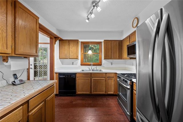 568 Stratford Green, Avondale Estates, GA 30002