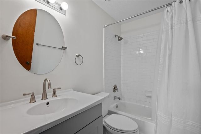 568 Stratford Green, Avondale Estates, GA 30002