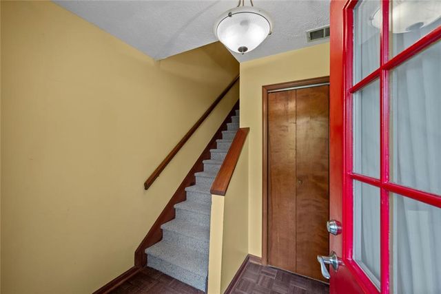 568 Stratford Green, Avondale Estates, GA 30002