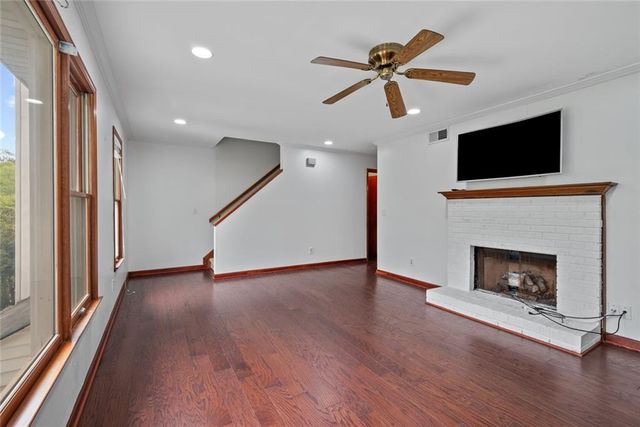 568 Stratford Green, Avondale Estates, GA 30002