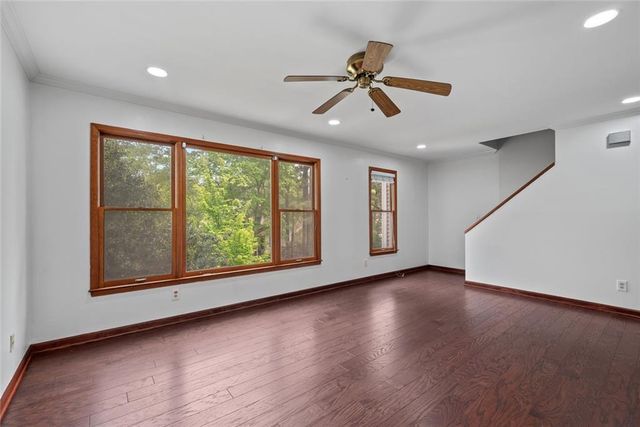 568 Stratford Green, Avondale Estates, GA 30002