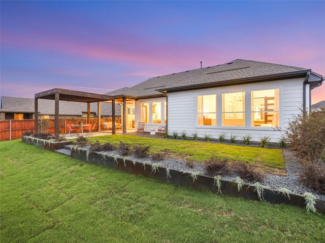 201 Retha DR, Dripping Springs, TX 78620