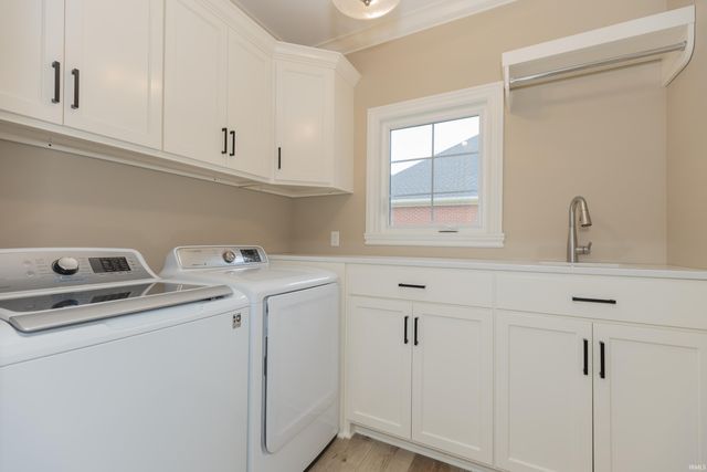 7186 Ironwood Circle, Newburgh, IN 47630