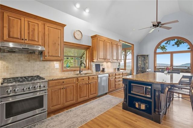 146 Wild Cherry Lane, Big Canoe, GA 30143