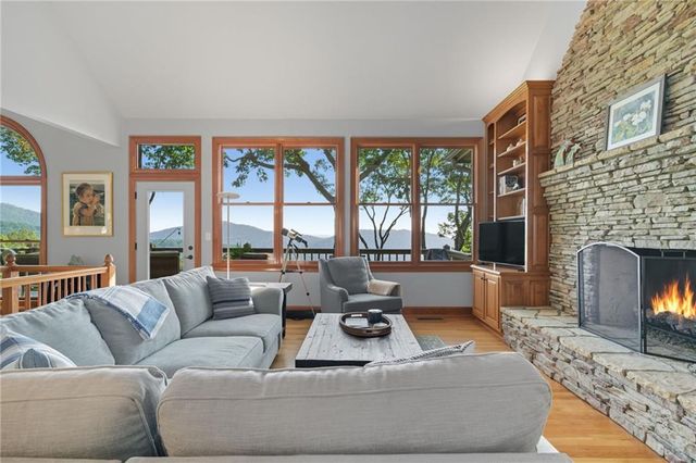 146 Wild Cherry Lane, Big Canoe, GA 30143