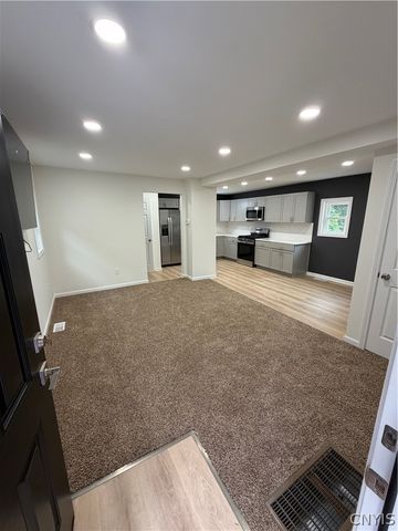 104 Elmhurst Avenue, Syracuse, NY 13207