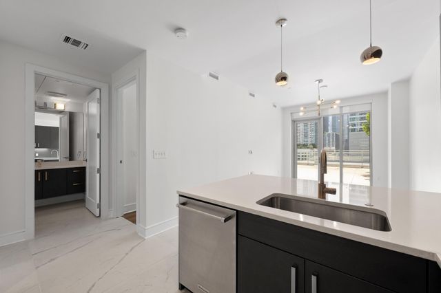 222 West Ave 1007, Austin, TX 78701