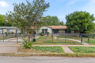 103 Carmen Pl, San Antonio, TX 78207