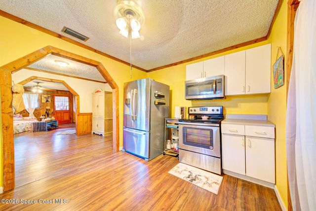 506 Nogales Avenue NE, Palm Bay, FL 32907
