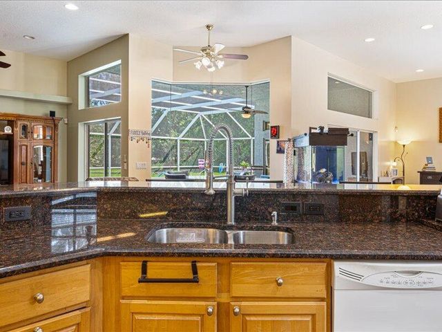 6575 NW Pomona Court, Port St. Lucie, Port St Lucie, FL 34983