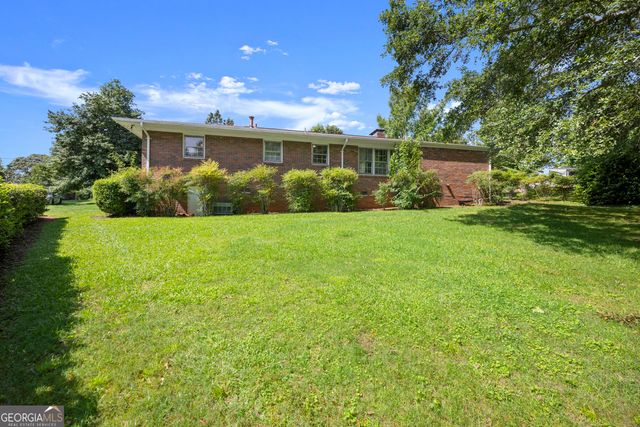 296 Grand Avenue, Cornelia, GA 30531