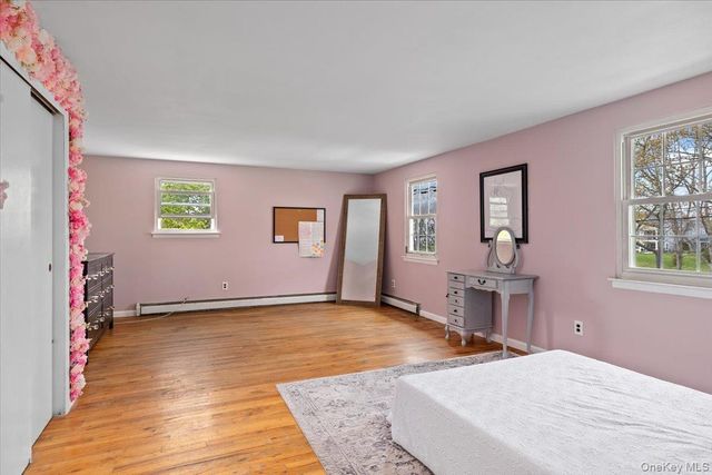 68 Janet Street, Port Jefferson, NY 11776