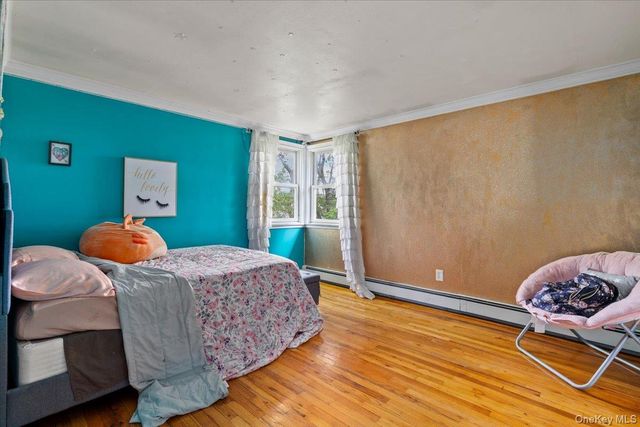68 Janet Street, Port Jefferson, NY 11776