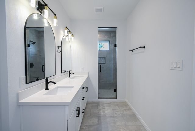 7938 Kenton Street, Houston, TX 77028