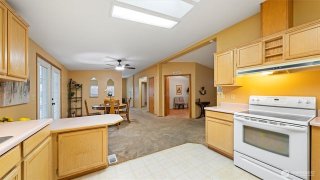 1496 Osprey Lane, College Place, WA 99324