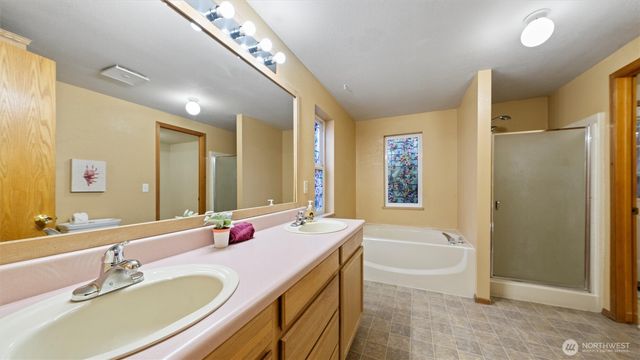 1496 Osprey Lane, College Place, WA 99324