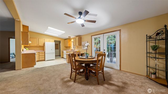 1496 Osprey Lane, College Place, WA 99324