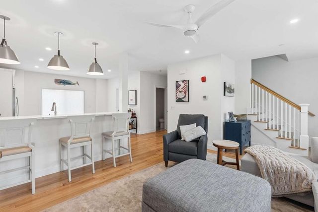 55 Ocean Rd Unit 3, Portsmouth, NH 03801