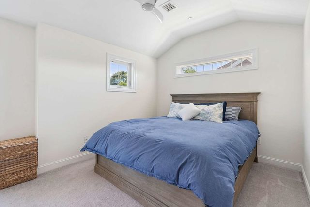 55 Ocean Rd Unit 3, Portsmouth, NH 03801