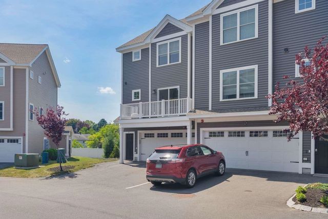 55 Ocean Rd Unit 3, Portsmouth, NH 03801
