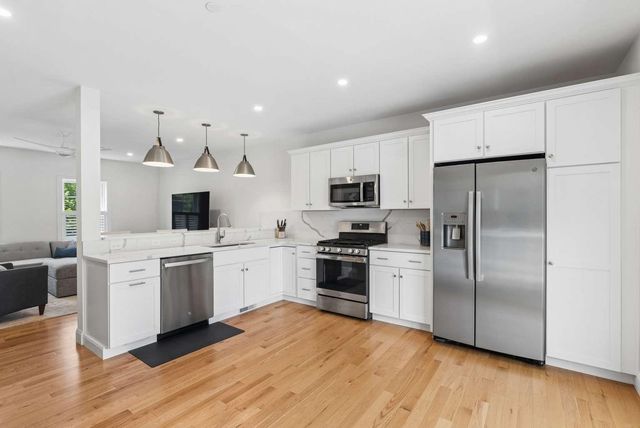 55 Ocean Rd Unit 3, Portsmouth, NH 03801