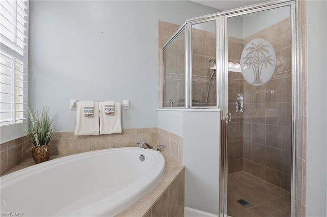 13818 Farnese DR, Estero, FL 33928