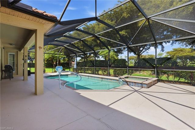 13818 Farnese DR, Estero, FL 33928