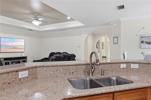 13818 Farnese DR, Estero, FL 33928