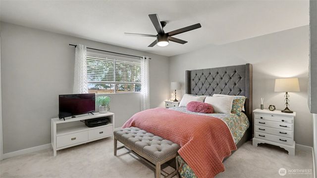 24912 168th Place SE, Covington, WA 98042