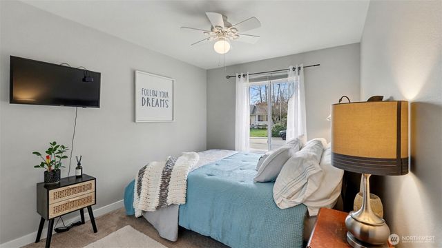 24912 168th Place SE, Covington, WA 98042