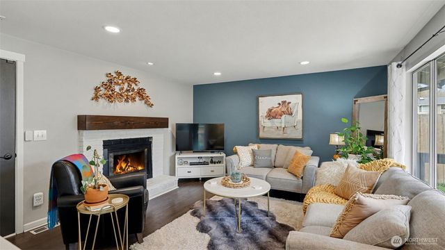 24912 168th Place SE, Covington, WA 98042