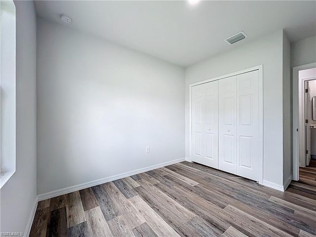 912 Anthony ST E, Lehigh Acres, FL 33974