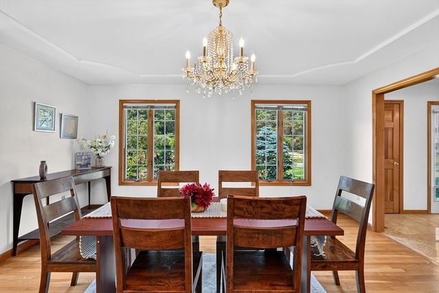 29 Page Rd, Weston, MA 02493
