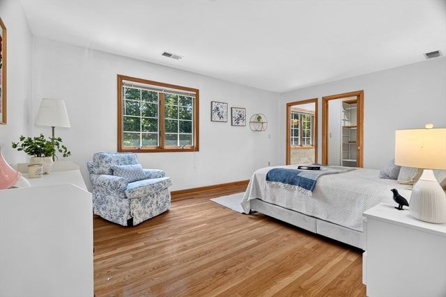 29 Page Rd, Weston, MA 02493