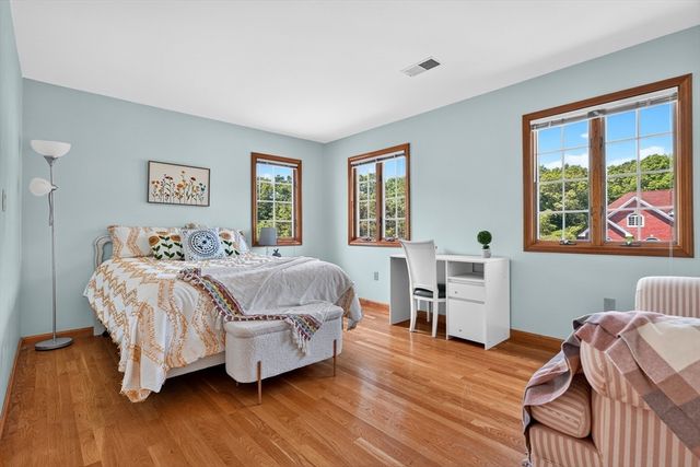 29 Page Rd, Weston, MA 02493