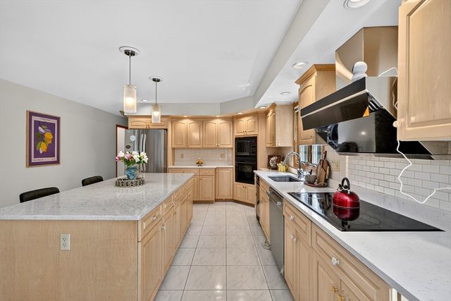 29 Page Rd, Weston, MA 02493