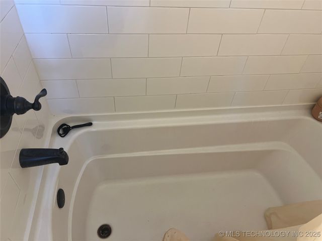 3250 Bristow Point Road, Mcalester, OK 74501