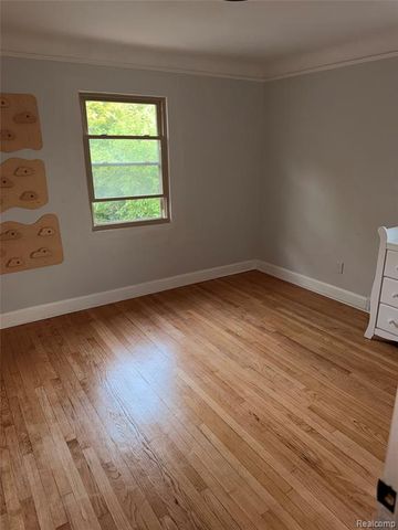 3914 Balfour Road, Detroit, MI 48224