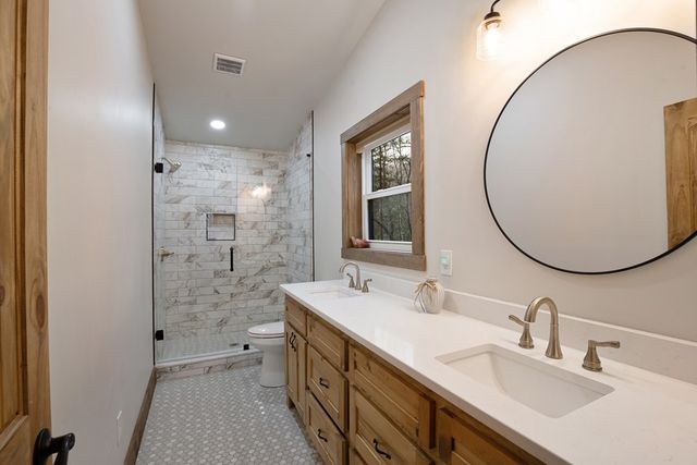 642 Crabapple, Blue Ridge, GA 30513