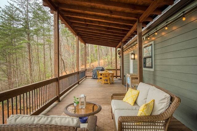 642 Crabapple, Blue Ridge, GA 30513