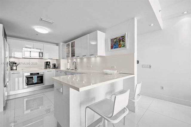 6899 Collins Avenue 1602, Miami Beach, FL 33141