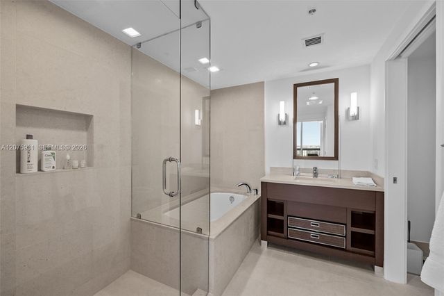 6899 Collins Avenue 1602, Miami Beach, FL 33141